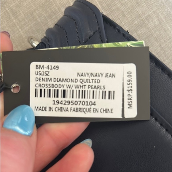 Badgley Mischka purse​ - Picture 2 of 9